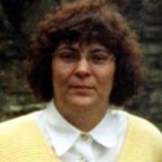 Porträt von Andrea Schmidt, Gründerin von einfachSEO und Web- und Grafikdesignerin
